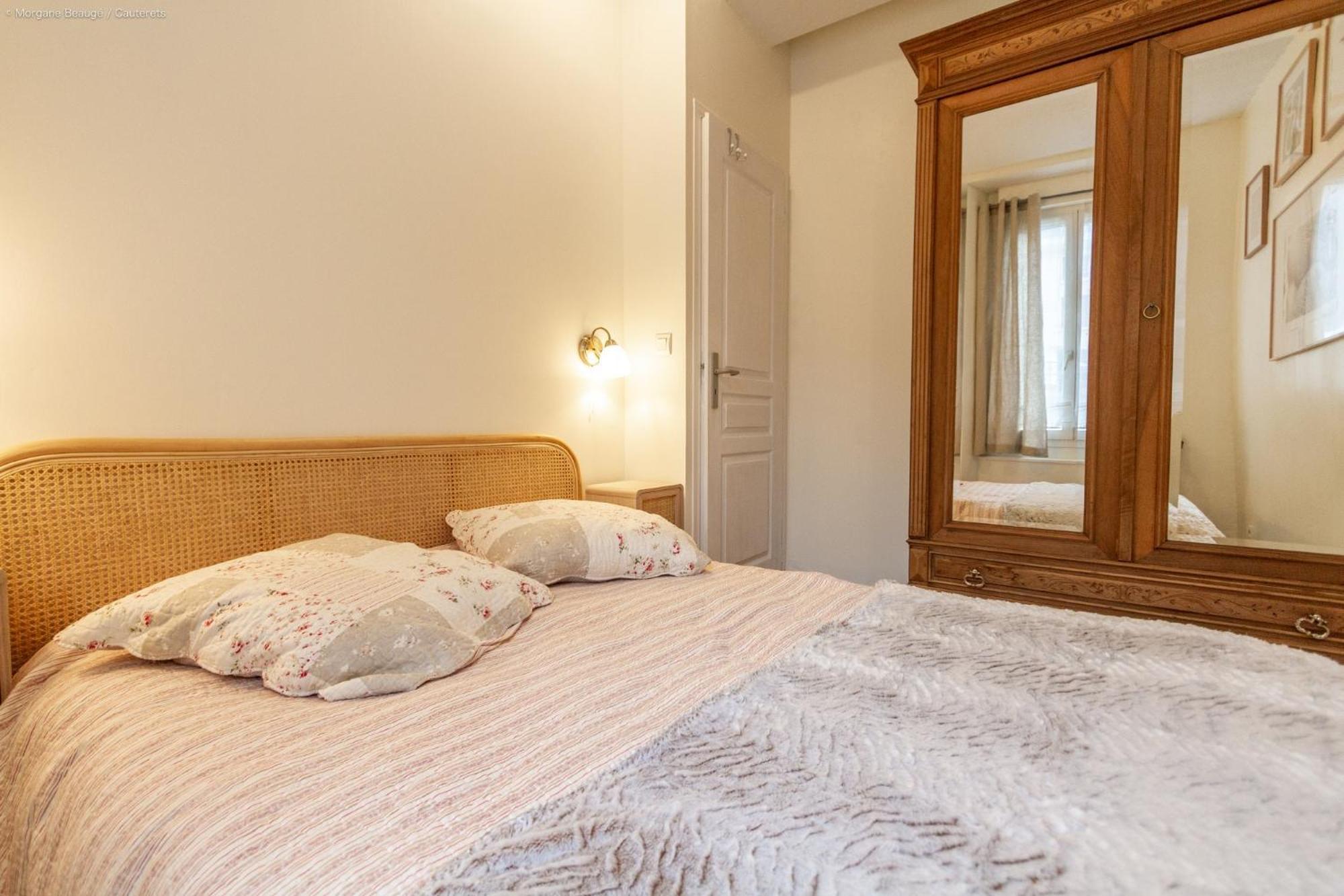 Charmant Appartement Au Calme En Plein Centre Ville Avec Wifi Et Linge De Maison Inclus 코트레 외부 사진