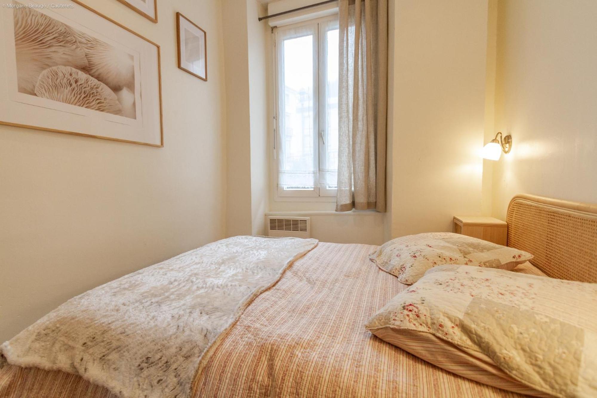 Charmant Appartement Au Calme En Plein Centre Ville Avec Wifi Et Linge De Maison Inclus 코트레 외부 사진